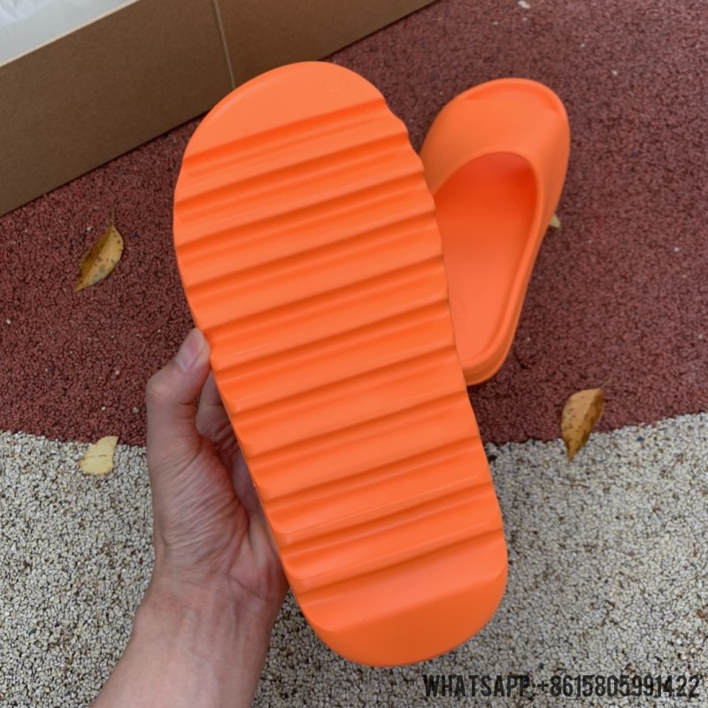 Yeezy Slides 'Enflame Orange' GZ0953